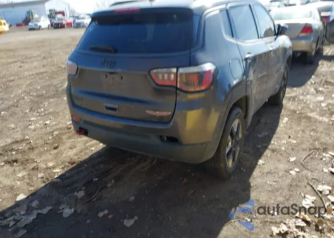 2018 Jeep Compass Trailhawk 4X4 из США, поврежденный, VIN 3C4NJDDB9JT441944